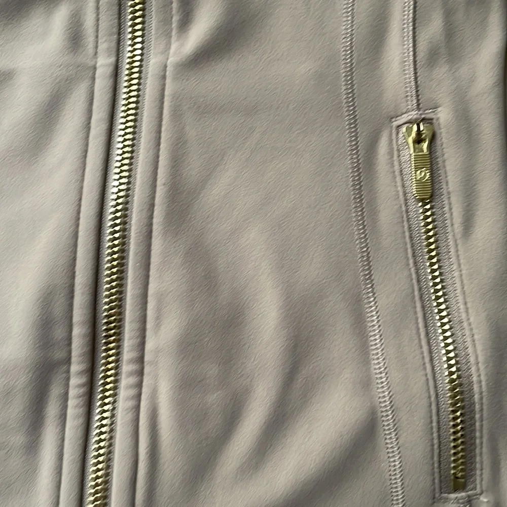 Lululemon Define Jacket Nutmeg with Gold Zipper - Picture 6 of 8